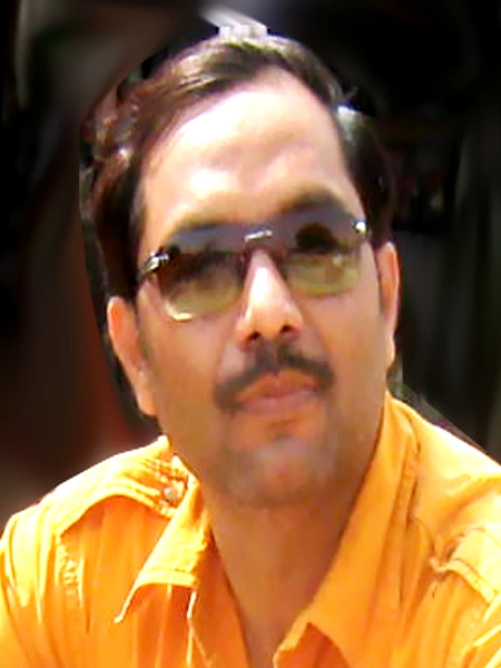 Date this delightful India man Goldy from Agra IN90