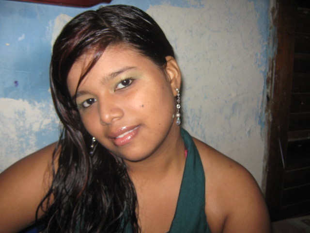 Date this tall Colombia girl La from Cartagena CO2617