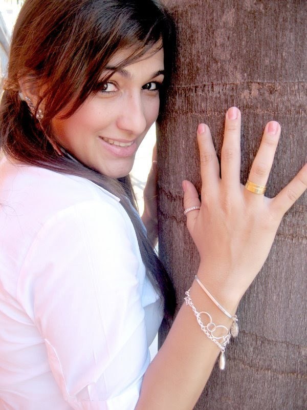 Date this delightful Brazil girl Andreia from GoiÃ¢nia BR2212