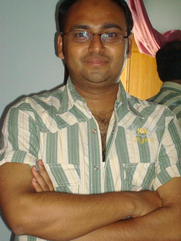 Date this gorgeous India man Zosef from New Delhi IN96