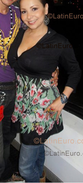 Date this foxy Colombia girl Erika Johanna from Bogota CO2732