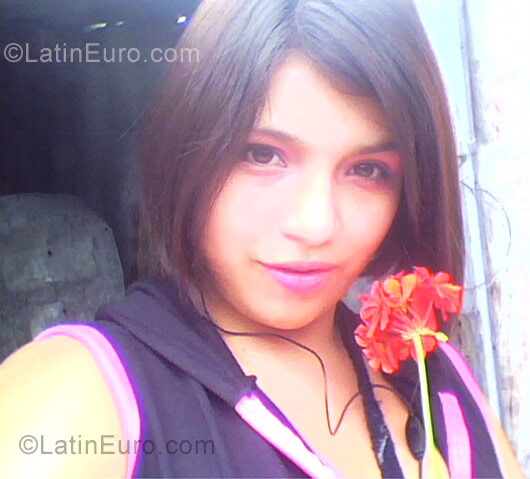 Date this tall Colombia girl Ana Maria from Ibague CO2762