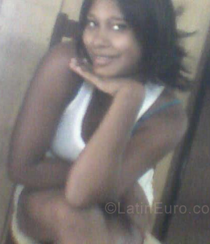 Date this exotic Dominican Republic girl Elizabeth from Santiago DO3125