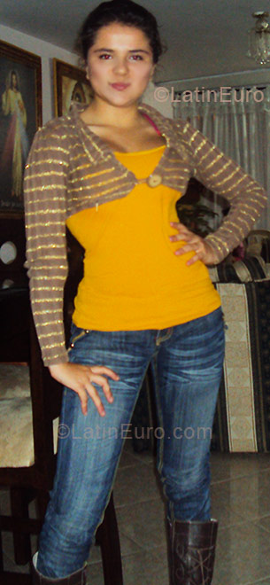 Date this pretty Colombia girl Diana Marcela from Medellin CO2875