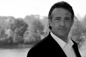 Date this hot United Kingdom man Franco from london GB310