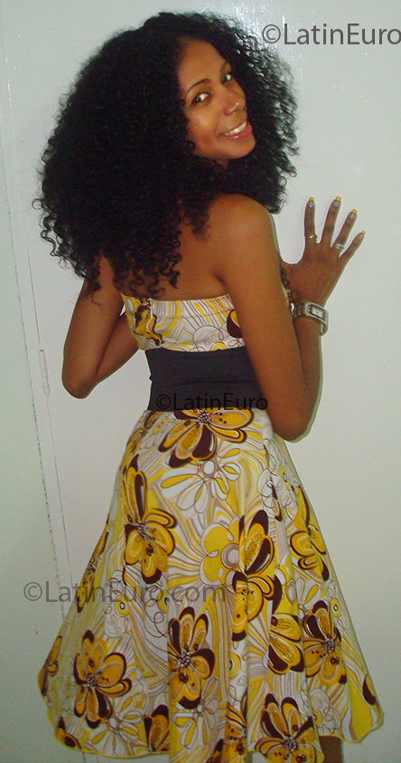 Date this attractive Dominican Republic girl Manuela from Santo Domingo DO3319