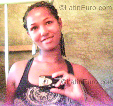 Date this delightful Brazil girl Roseli from Palmeiras BR6280