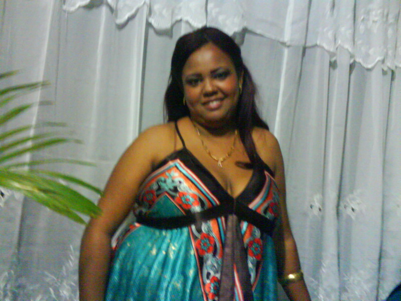 Date this foxy Dominican Republic girl Idelma from Santiago DO3349