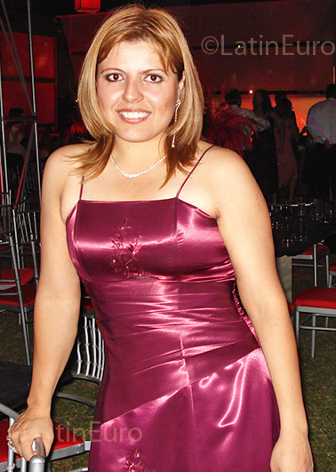 Date this cute Peru girl Patricia from Lima 39 PE213