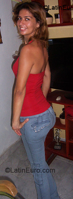 Date this gorgeous Colombia girl Heidy from Barranquilla CO2999