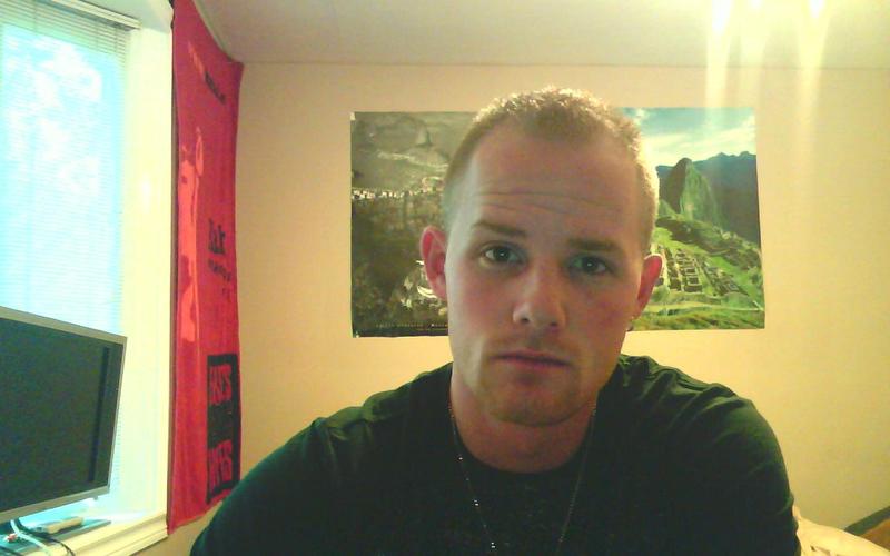 Date this charming Canada man Chistled from London CA227