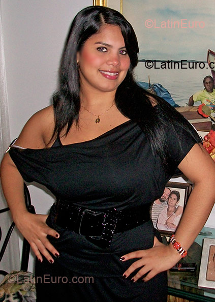 Date this passionate Colombia girl Rosa from Valledupar CO3061