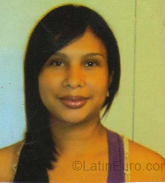Date this exotic Colombia girl Ana cueto diaz from Florida CO3132