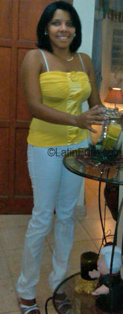 Date this cute Dominican Republic girl Elizabeth from San Critobal DO3683