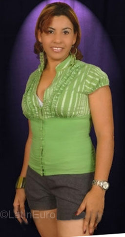 Date this tall Dominican Republic girl Milka from Santo Domingo DO3709