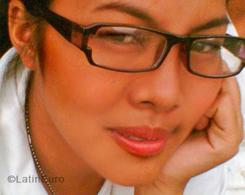 Date this beautiful Philippines girl Sweety from Cebu City PH272