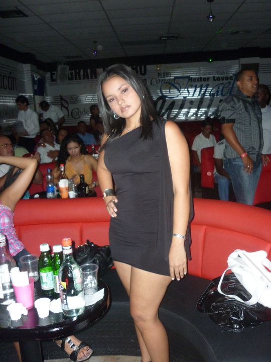 Date this beautiful Colombia girl Maria from Cali CO3447