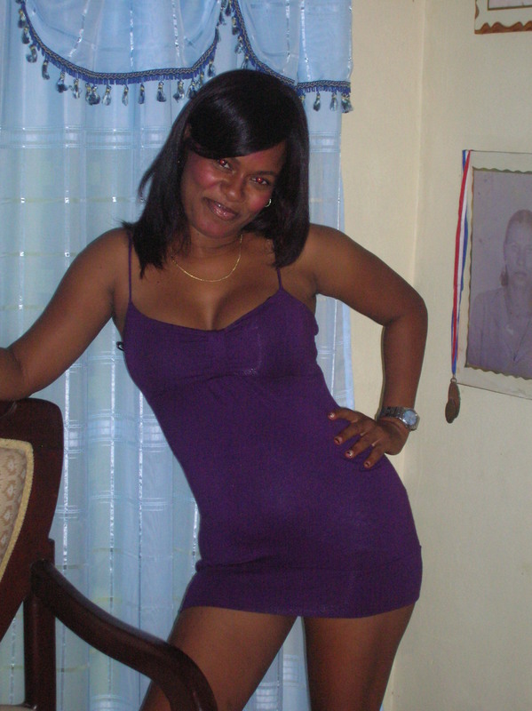 Date this young Dominican Republic girl Glenny63 from Santo Domingo DO3761