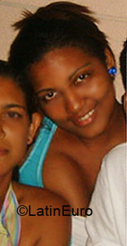Date this pretty Colombia girl Anamarrugo from Cartagena CO3479