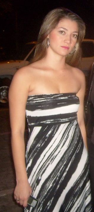 Date this tall Colombia girl Minita87 from Medellin CO3483