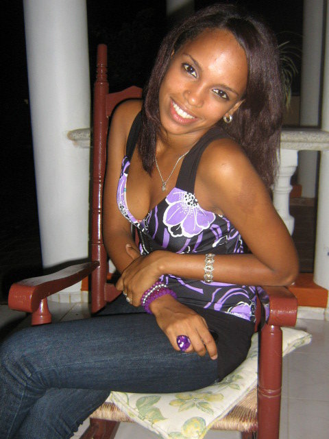 Date this athletic Dominican Republic girl Yeidy from Santiago DO3779