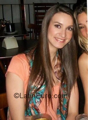 Date this sultry Brazil girl Bruna from Salvador BR4615