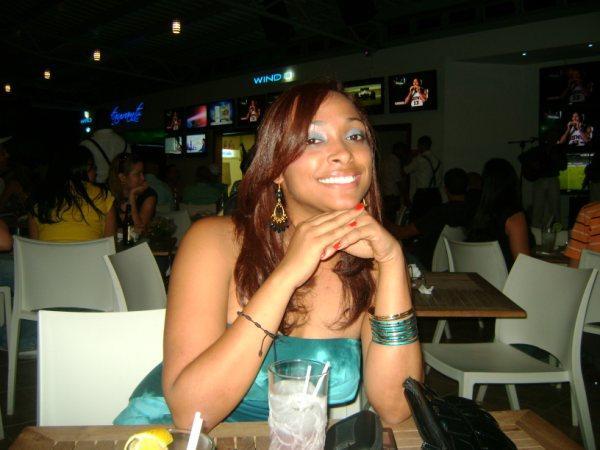 Date this tall Puerto Rico girl Mariel from Santiago PR41