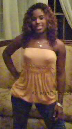 Date this fun Dominican Republic girl Yamelby from Republica Dominicana DO3883
