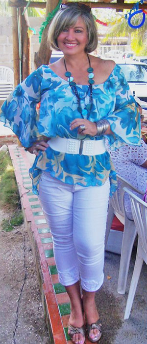 Date this charming Colombia girl Mary from Barranquilla CO3657
