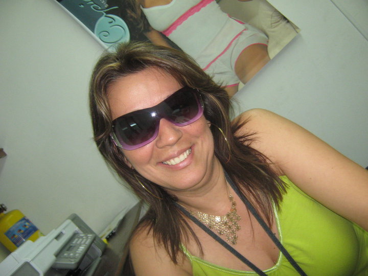 Date this cute Colombia girl Gloria cecilia from Medellin CO3678
