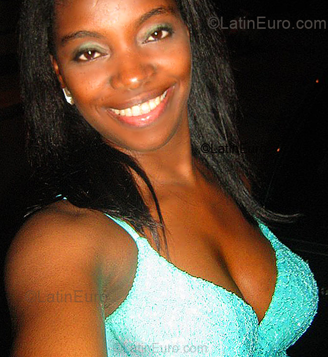 Date this exotic Colombia girl LENY ROCIO from Cali CO5833