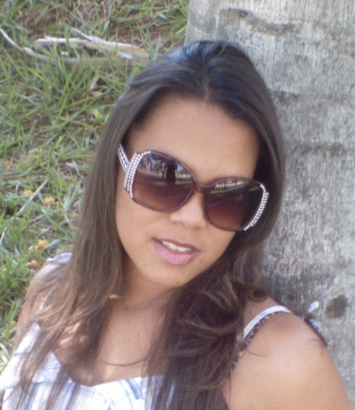 Date this sensual Brazil girl Kinha22 from Jales BR2813