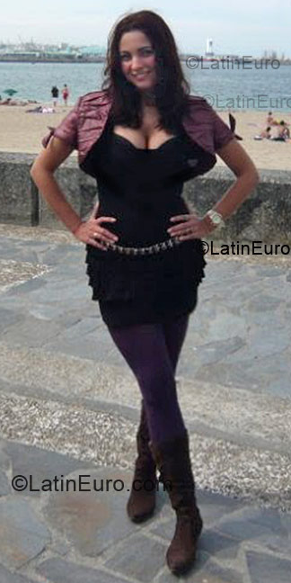 Date this stunning Brazil girl Paula from Joao Pessoa BR5181
