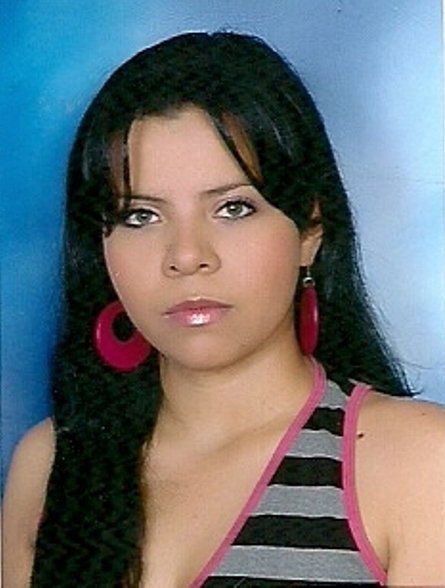 Date this happy Colombia girl Claudia from Medellin CO3842