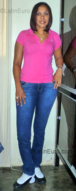 Date this hot Dominican Republic girl Yoselyn duran from Santiago DO4046