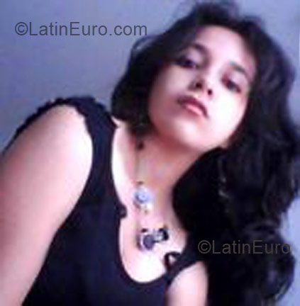 Date this sultry Colombia girl Barbara from Bogota CO3905