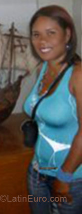 Date this hot Dominican Republic girl Cristal montill from Santo Domingo DO4062