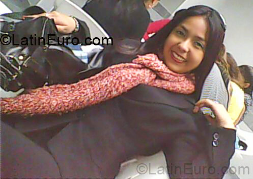 Date this lovely Colombia girl Luz from Bogota CO3928