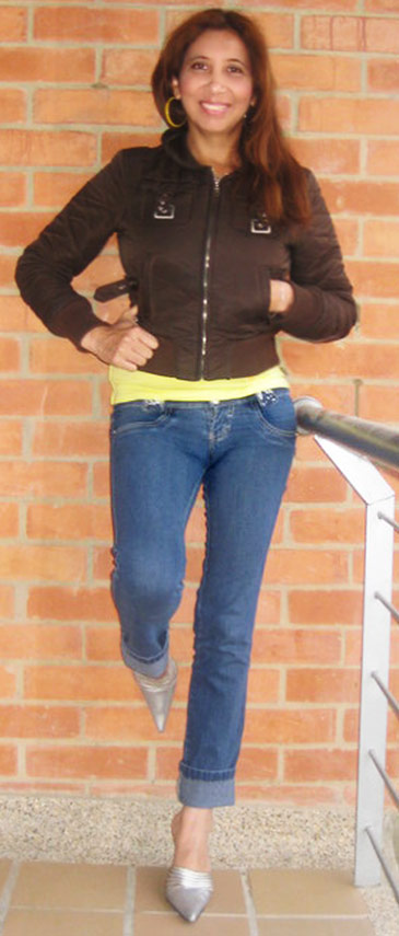 Date this pretty Colombia girl ZORAYXX from Bogota CO3936
