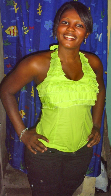 Date this lovely Colombia girl Esther from Quibdo CO3994