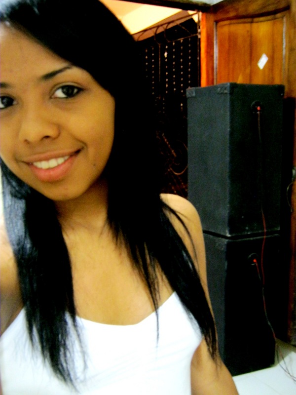 Date this delightful Colombia girl Angelina from Cartagena CO3995