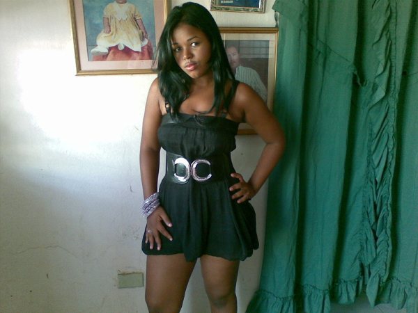 Date this hard body Dominican Republic girl Kimberly from Monte Criste DO4124