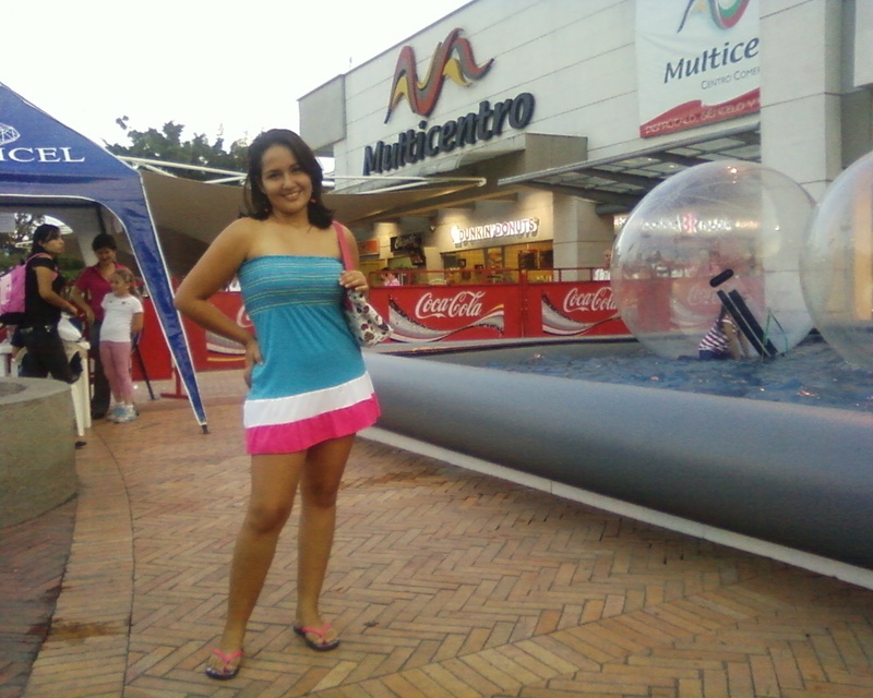 Date this voluptuous Colombia girl Katy from Cali CO4012