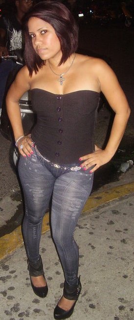 Date this passionate Dominican Republic girl Elba from Santo Domingo DO4181