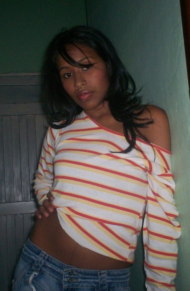 Date this hot Colombia girl Doraidys from Medellin CO4149