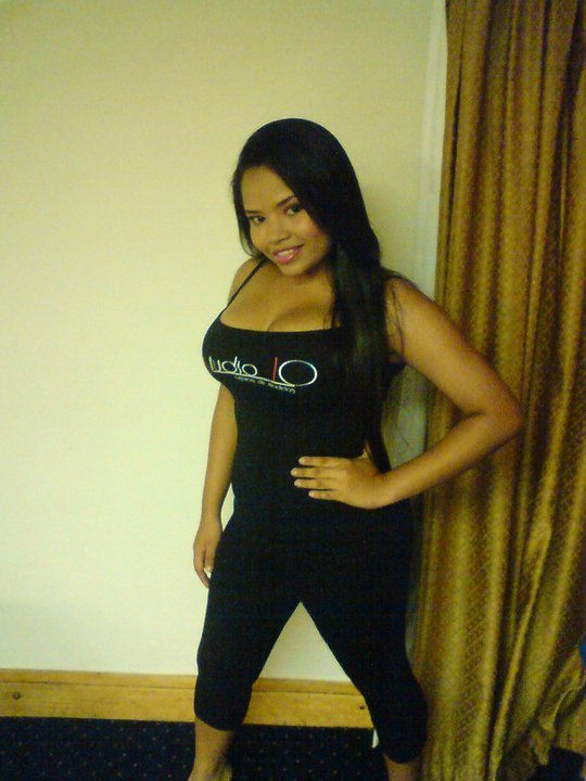 Date this young Colombia girl Daniela sierra from bogota CO4154