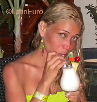 Date this pretty Colombia girl Fedra Margarita from Barranquilla CO8065