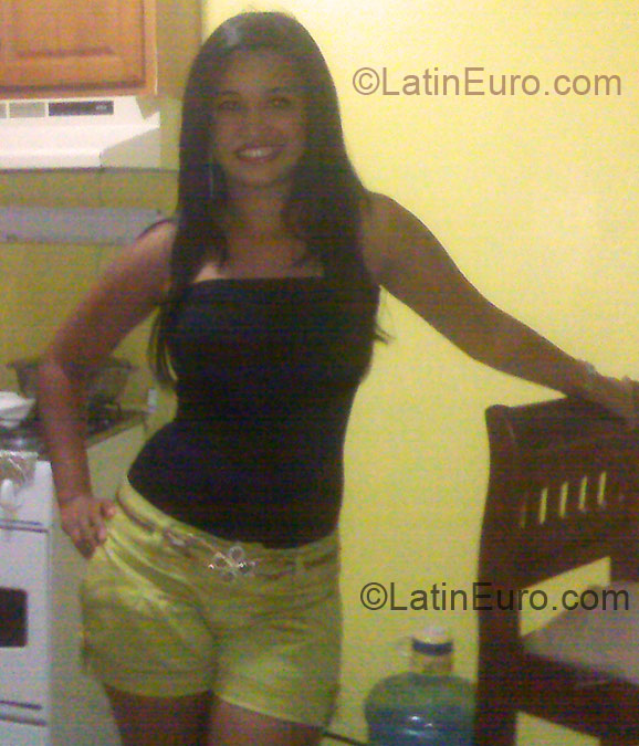 Date this exotic Dominican Republic girl Venus from Santo Domingo DO4337