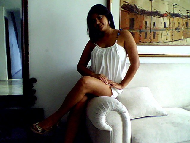 Date this georgeous Colombia girl Annym from Cali CO4291