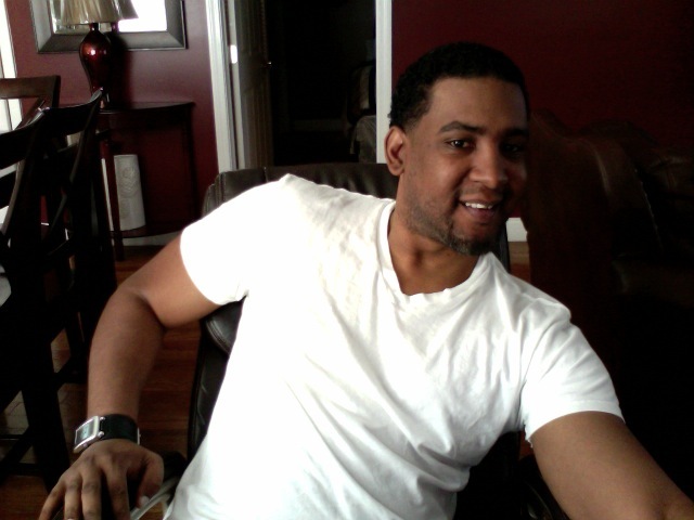 Date this funny United States man Pablo from Providence US6138